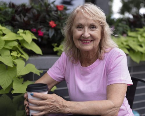 senior-woman-traveling-areound-world